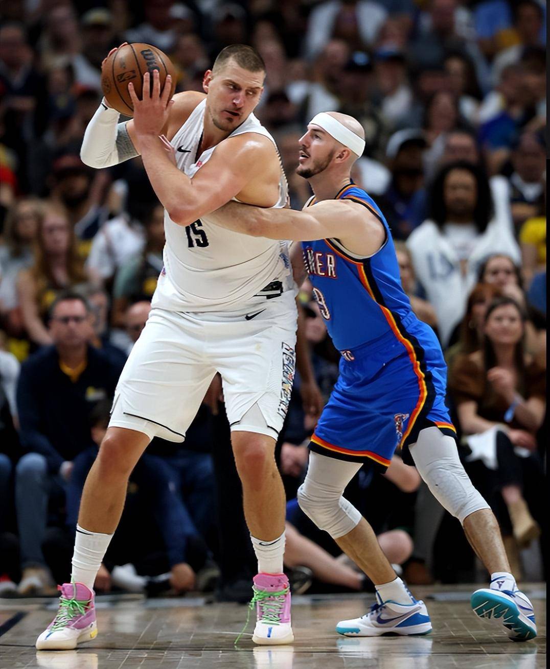 及其对人类 及其对人类